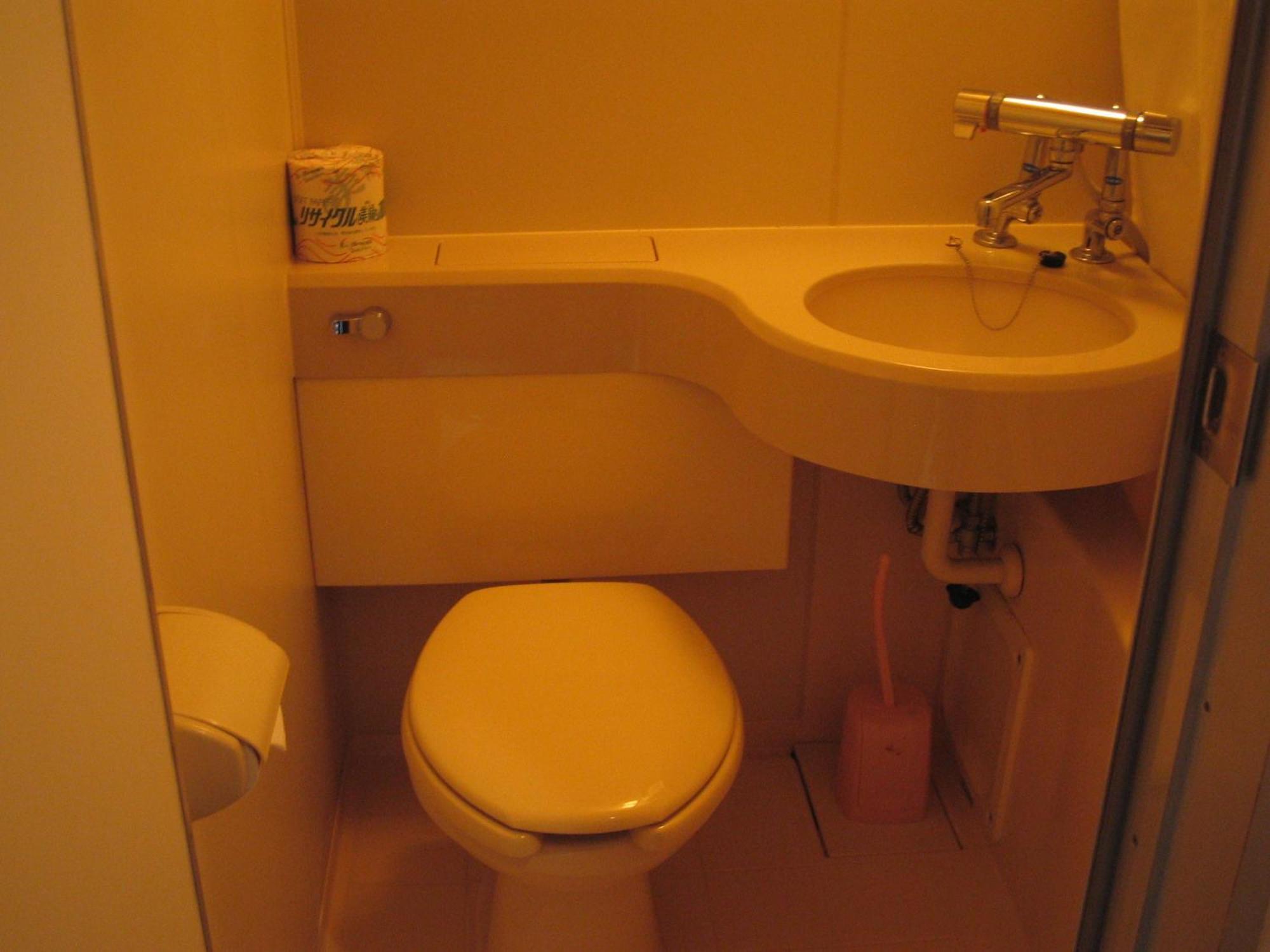 Hotel Sunplaza Rinkai à Ōsaka Extérieur photo